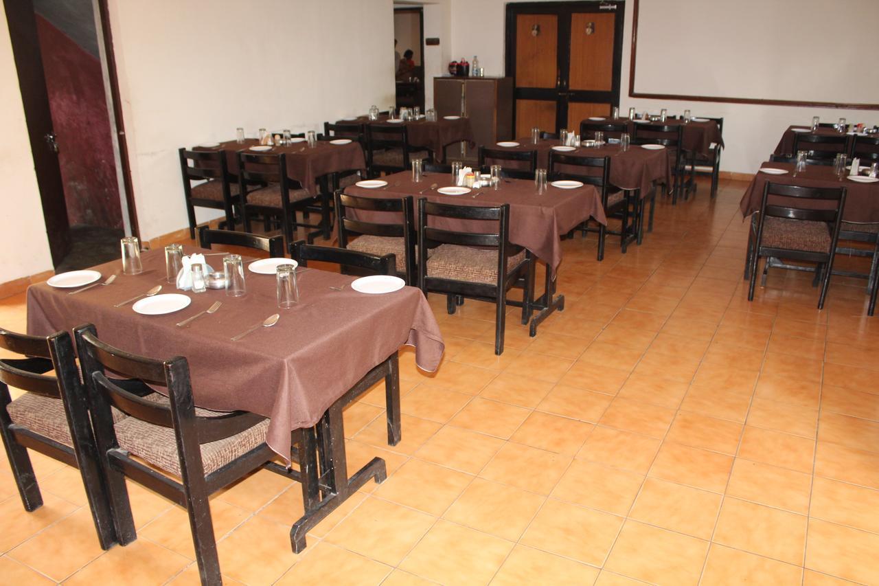 Hotel Peshwa Αουρανγκαμπάντ Εξωτερικό φωτογραφία